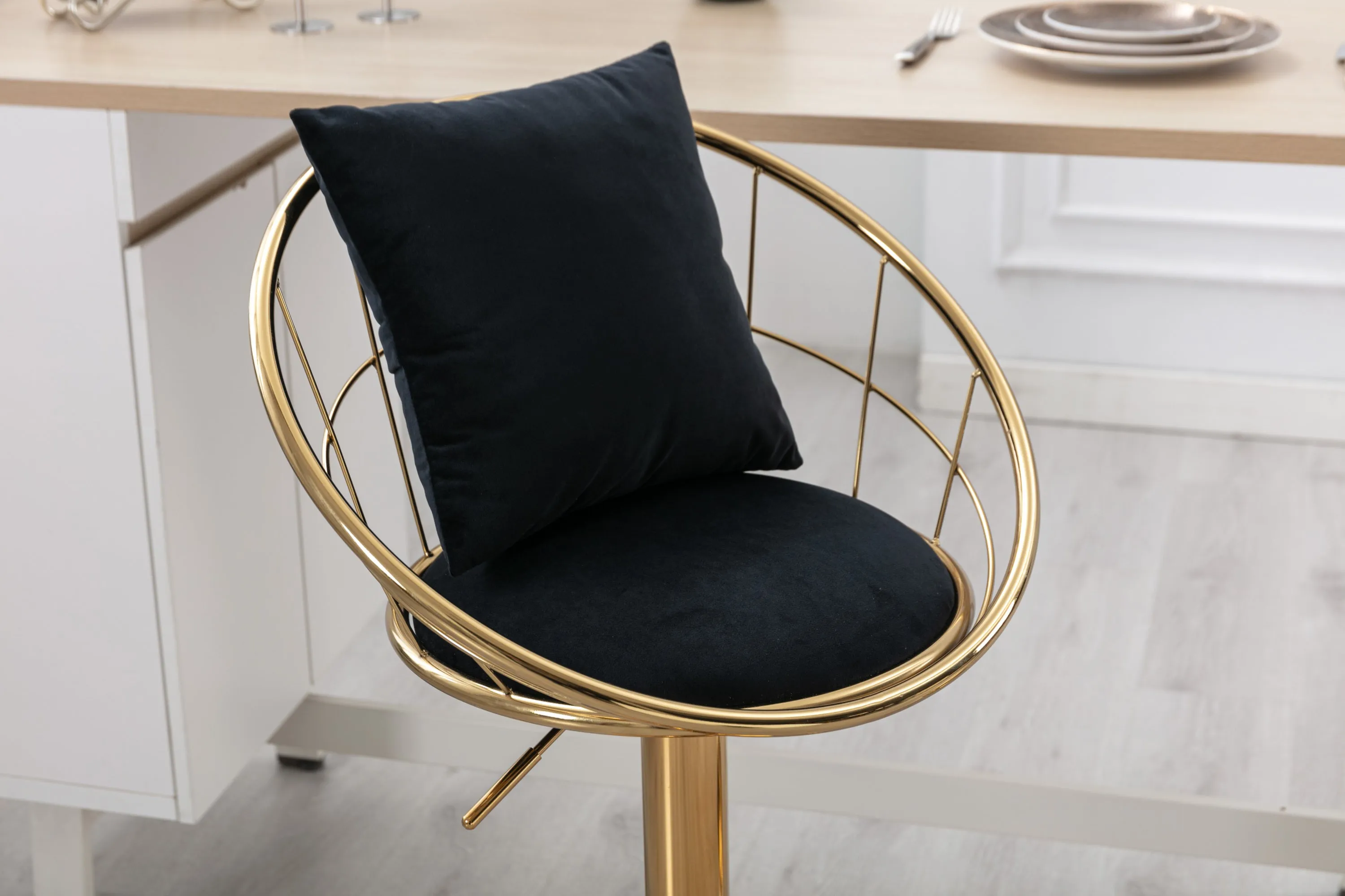 Black velvet bar chair, pure gold plated, unique design，360 degree rotation, adjustable height，Suitable for dinning room and bar，set of 2