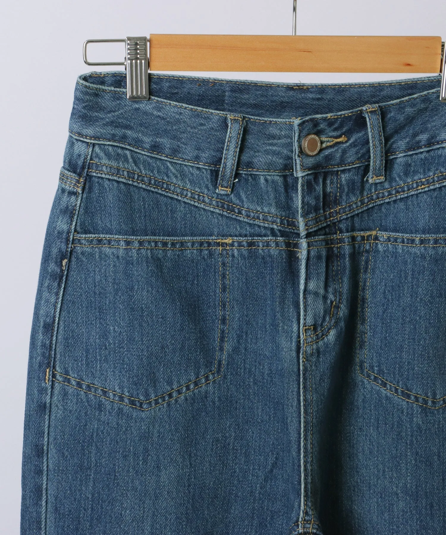 high waist semiwide denim