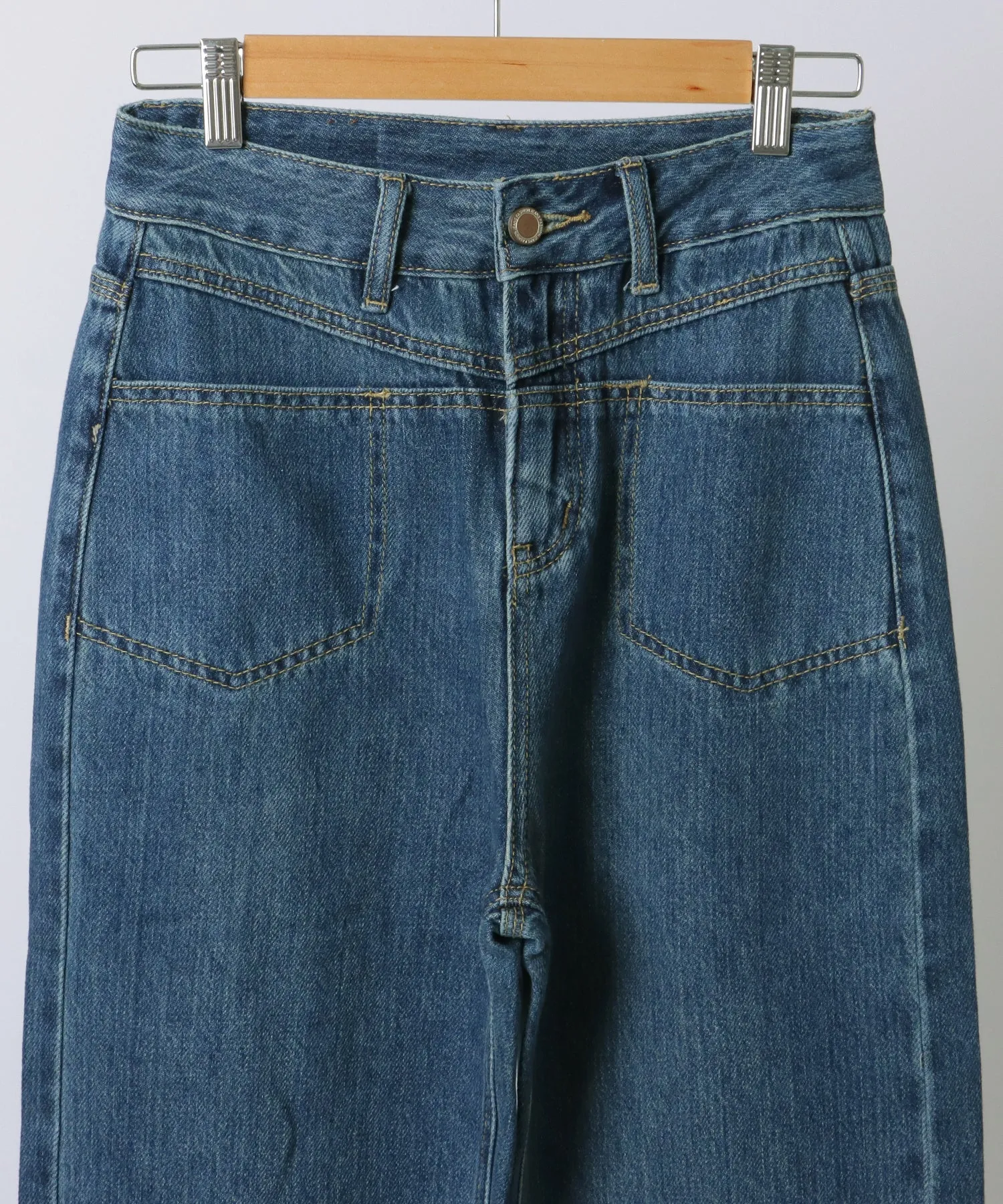 high waist semiwide denim