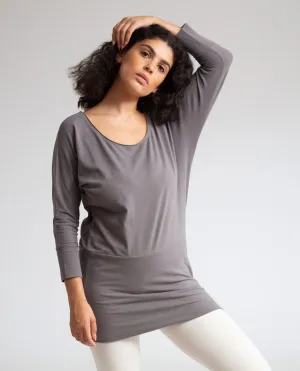 Miakoda Organic Cotton Yoga Batwing Top In Grey