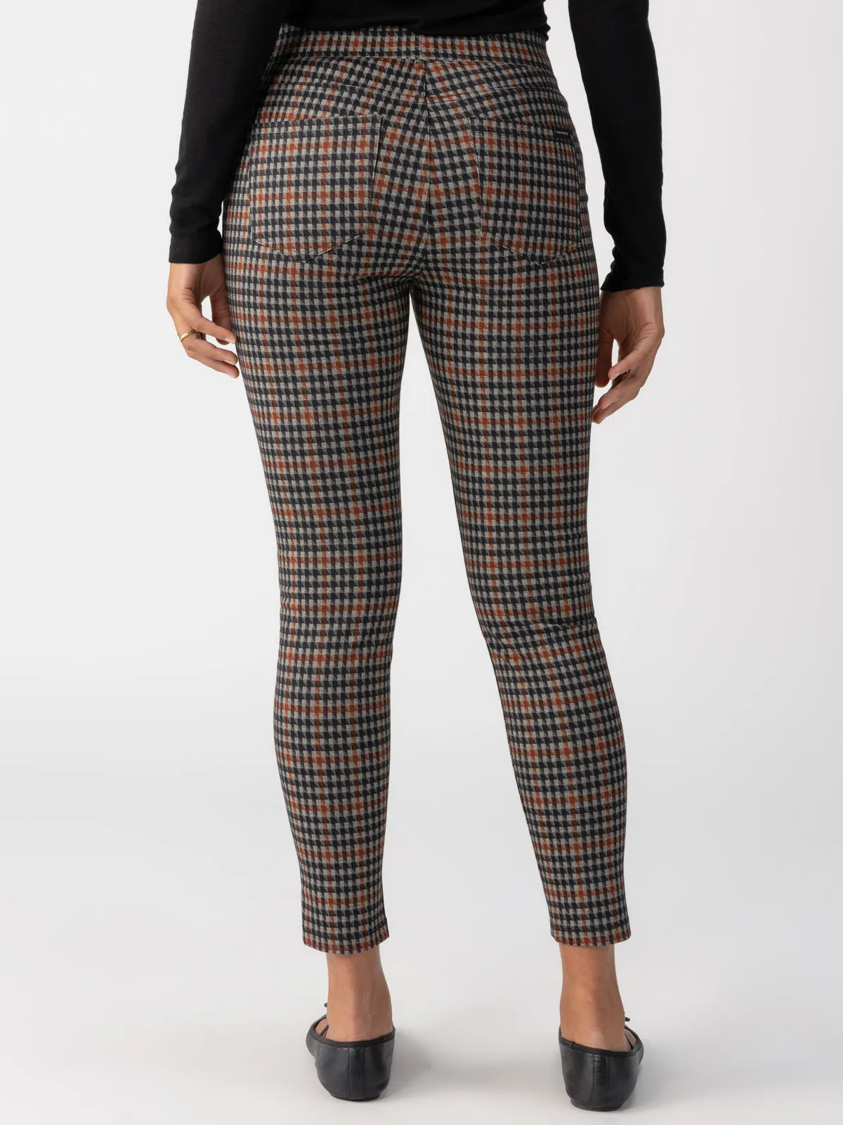 Runway  Semi-High Rise Legging Arrow Plaid